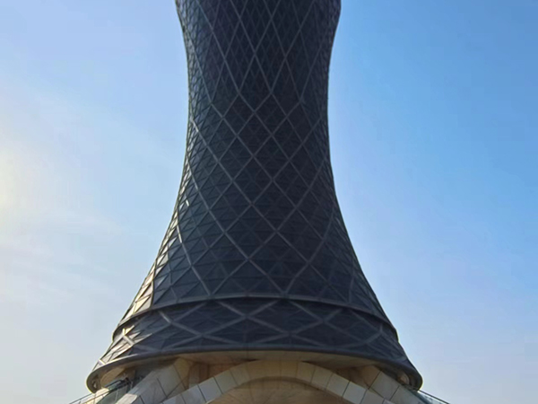 烟台福莱山景观塔玻璃施工 (6).jpg