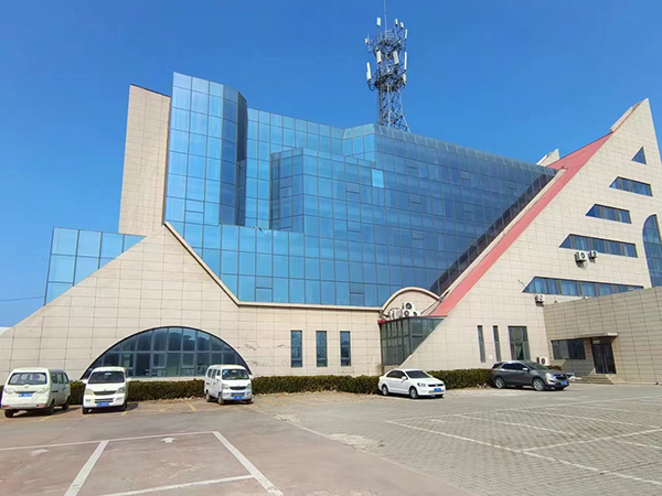 如何辨别幕墙制作维修优劣